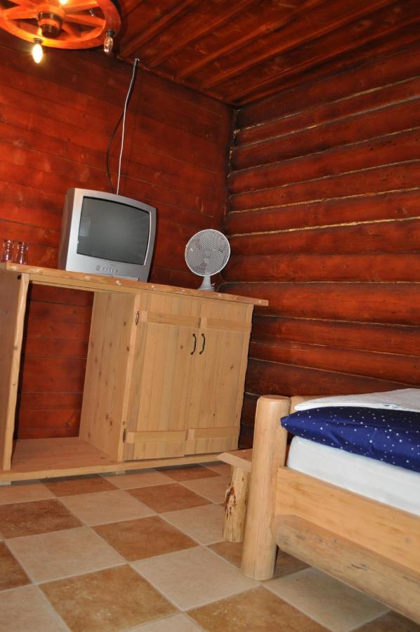 Roenk-Wellness Panzio Mezopeterd Bed & Breakfast Exterior foto